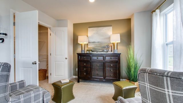 1104 Canyon Dr, Portland, TN 37148