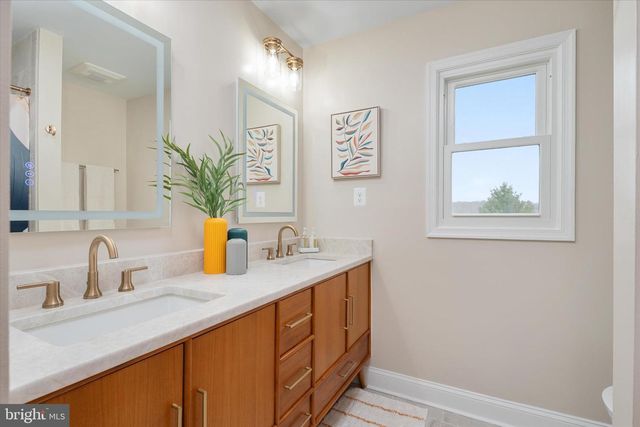 6207 BELMONT CIR, Mount Airy, MD 21771