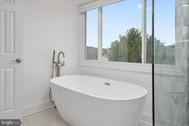 6207 BELMONT CIR, Mount Airy, MD 21771