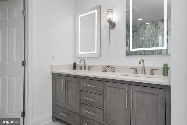 6207 BELMONT CIR, Mount Airy, MD 21771