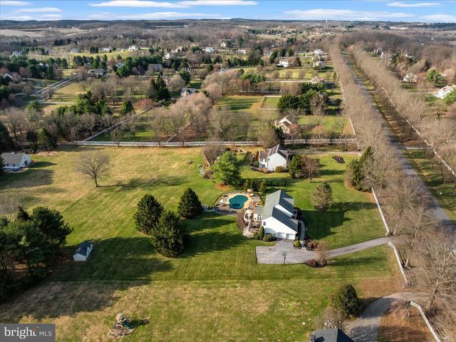 6207 BELMONT CIR, Mount Airy, MD 21771