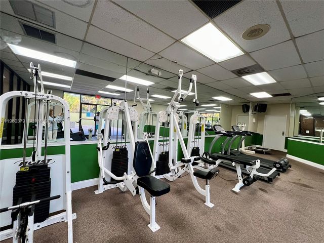 4255 N University Dr 304, Sunrise, FL 33351