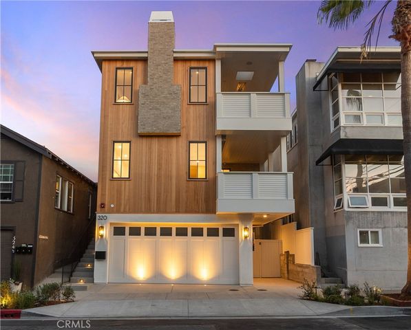 320 1st St, Manhattan Beach, CA 90266