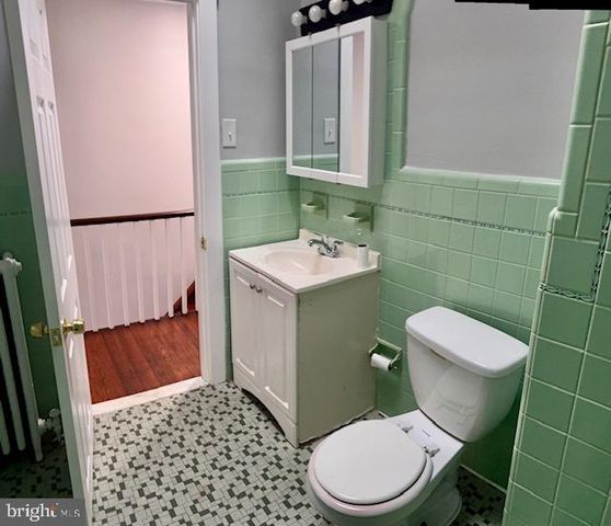 914 ANCHOR ST, Philadelphia, PA 19124