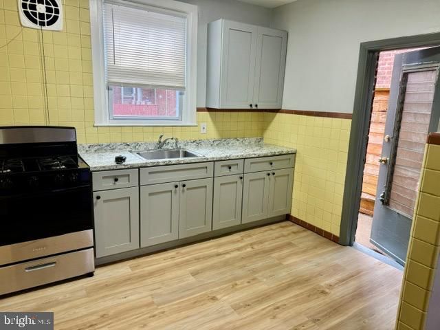 914 ANCHOR ST, Philadelphia, PA 19124