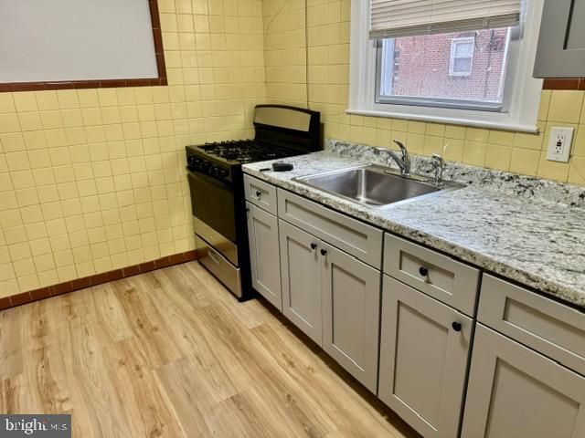 914 ANCHOR ST, Philadelphia, PA 19124