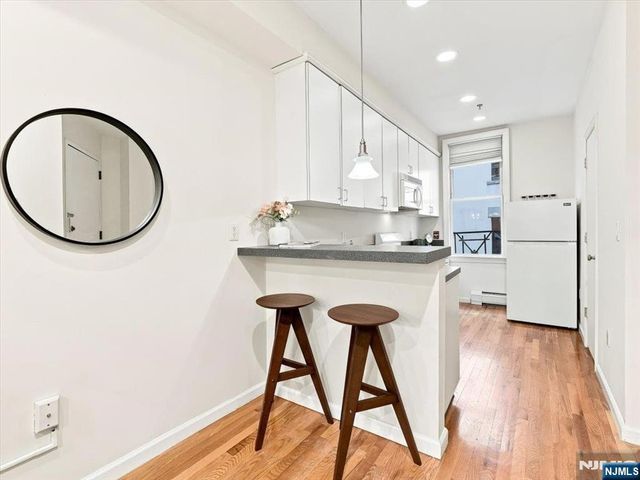 358 3rd Street 3L, Hoboken, NJ 07030