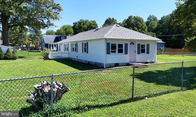 64 DARTMOUTH RD, Pennsville, NJ 08070