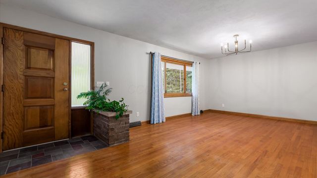 399 Pleasantview Drive, Granville, OH 43023