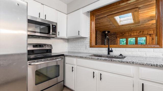 399 Pleasantview Drive, Granville, OH 43023