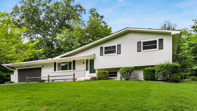 399 Pleasantview Drive, Granville, OH 43023