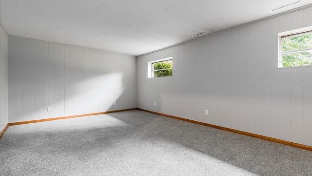 399 Pleasantview Drive, Granville, OH 43023