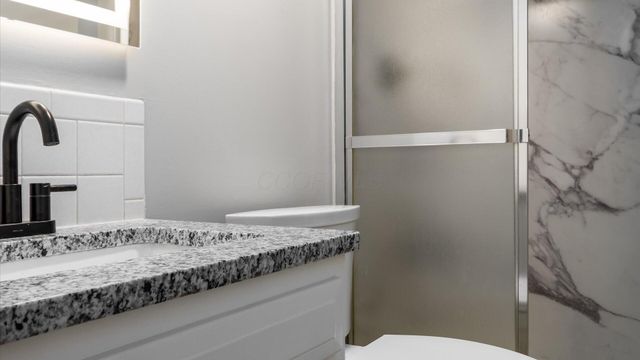 399 Pleasantview Drive, Granville, OH 43023