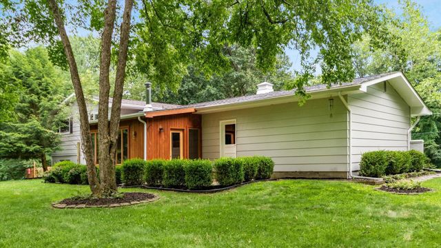399 Pleasantview Drive, Granville, OH 43023