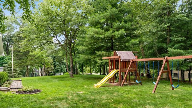 399 Pleasantview Drive, Granville, OH 43023