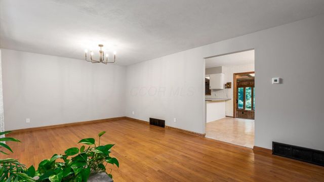 399 Pleasantview Drive, Granville, OH 43023