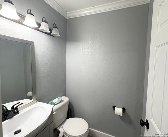 1215 Klondike, San Antonio, TX 78245