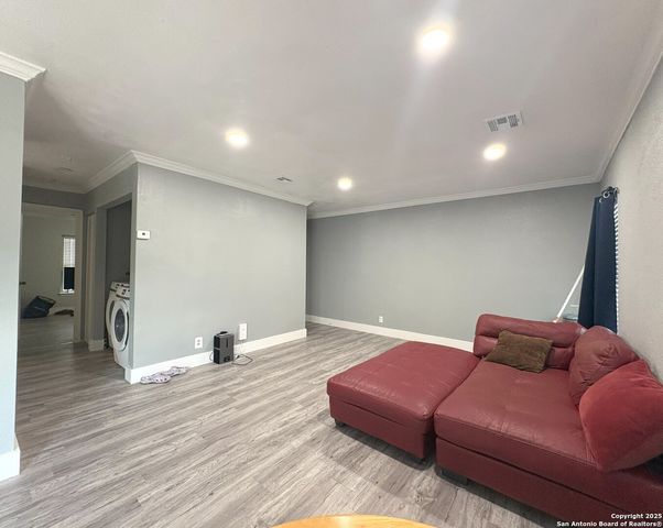 1215 Klondike, San Antonio, TX 78245