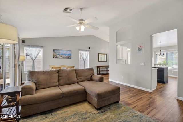 4104 W Shannon Street, Chandler, AZ 85226