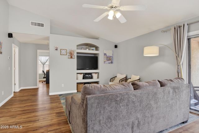 4104 W Shannon Street, Chandler, AZ 85226
