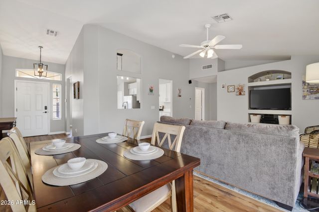 4104 W Shannon Street, Chandler, AZ 85226