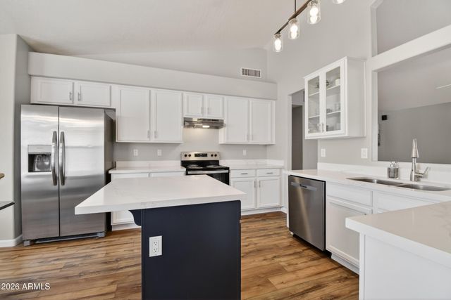 4104 W Shannon Street, Chandler, AZ 85226