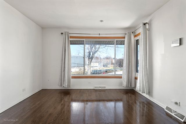 3521 W 82nd Place, Chicago, IL 60652