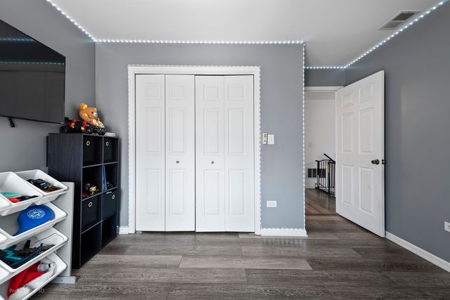 3521 W 82nd Place, Chicago, IL 60652