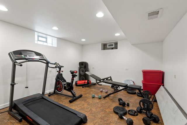 3521 W 82nd Place, Chicago, IL 60652