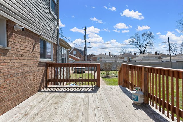 3521 W 82nd Place, Chicago, IL 60652