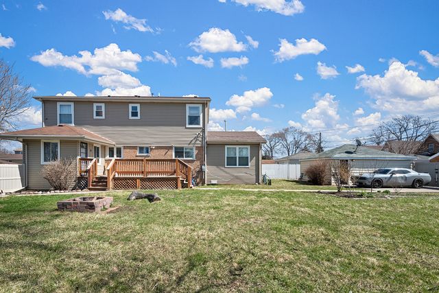 3521 W 82nd Place, Chicago, IL 60652