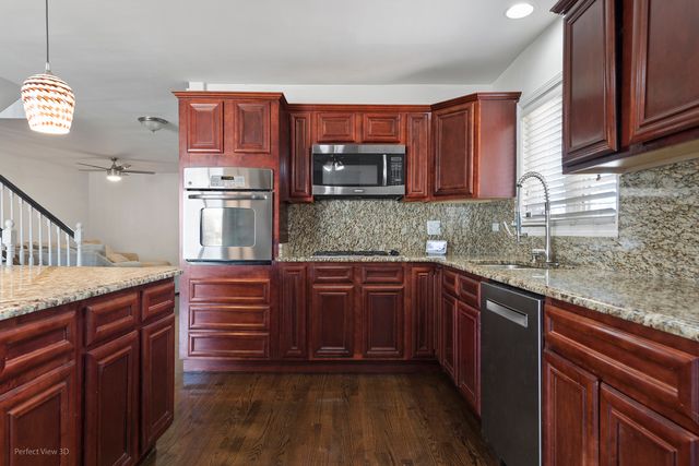 3521 W 82nd Place, Chicago, IL 60652