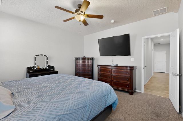 6919 Silver Moon Road NW, Albuquerque, NM 87114