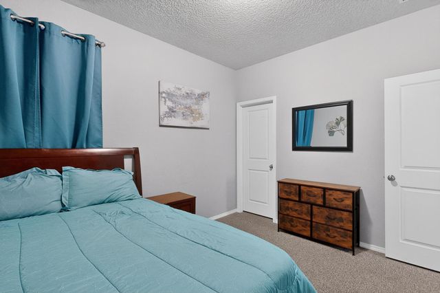 6919 Silver Moon Road NW, Albuquerque, NM 87114