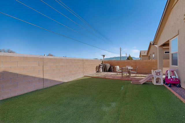 6919 Silver Moon Road NW, Albuquerque, NM 87114