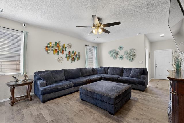 6919 Silver Moon Road NW, Albuquerque, NM 87114