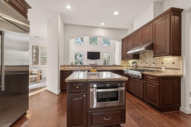 1314 Caywood Lane, Houston, TX 77055