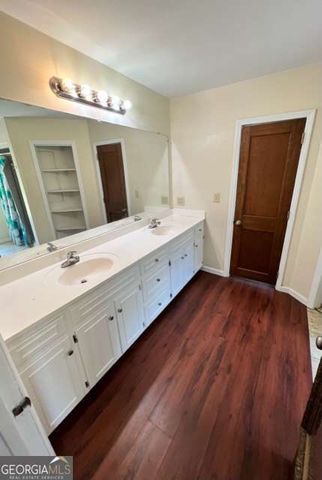 1716 Hatch Parkway N, Baxley, GA 31513