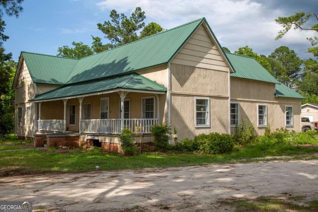 1716 Hatch Parkway N, Baxley, GA 31513