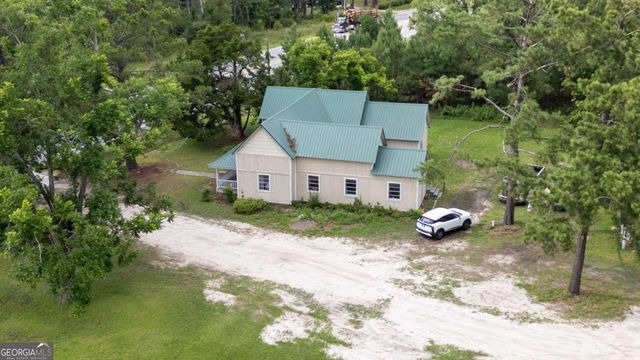 1716 Hatch Parkway N, Baxley, GA 31513