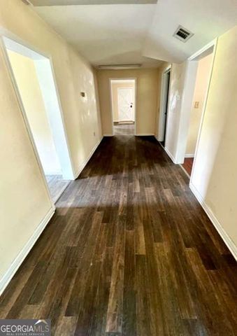 1716 Hatch Parkway N, Baxley, GA 31513