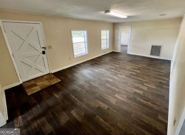 1716 Hatch Parkway N, Baxley, GA 31513