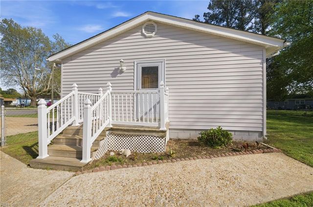 5949 Jerry CT, Norfolk, VA 23502