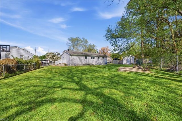 5949 Jerry CT, Norfolk, VA 23502