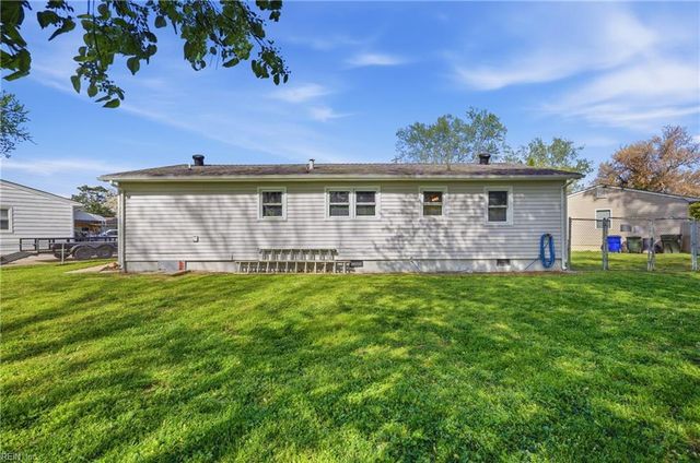 5949 Jerry CT, Norfolk, VA 23502