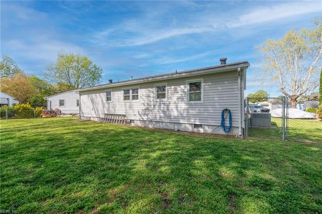 5949 Jerry CT, Norfolk, VA 23502