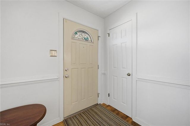 5949 Jerry CT, Norfolk, VA 23502