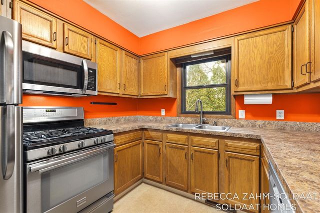 2370 Kent Boulevard, Grand Rapids, MI 49503