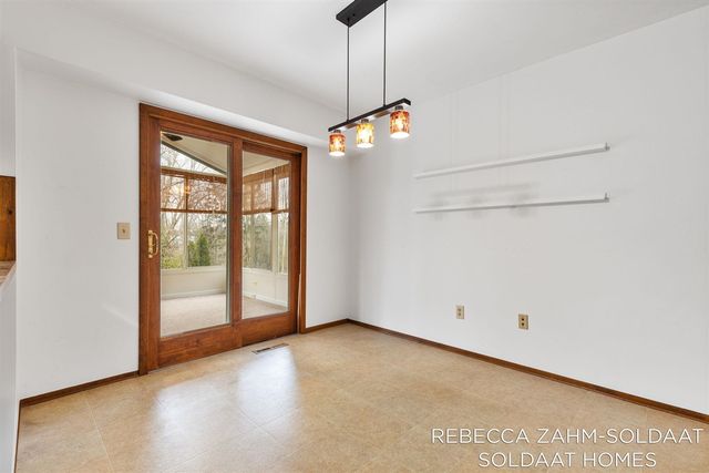 2370 Kent Boulevard, Grand Rapids, MI 49503