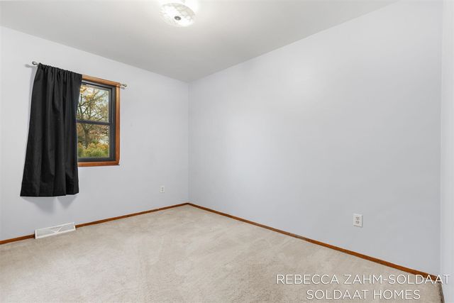 2370 Kent Boulevard, Grand Rapids, MI 49503